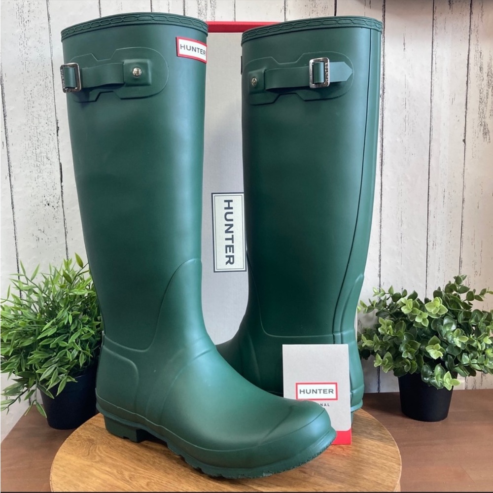 Hunter Women's Original Tall Rain Boots Green